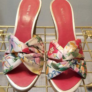 Floral Mule s6.5 PreOwned